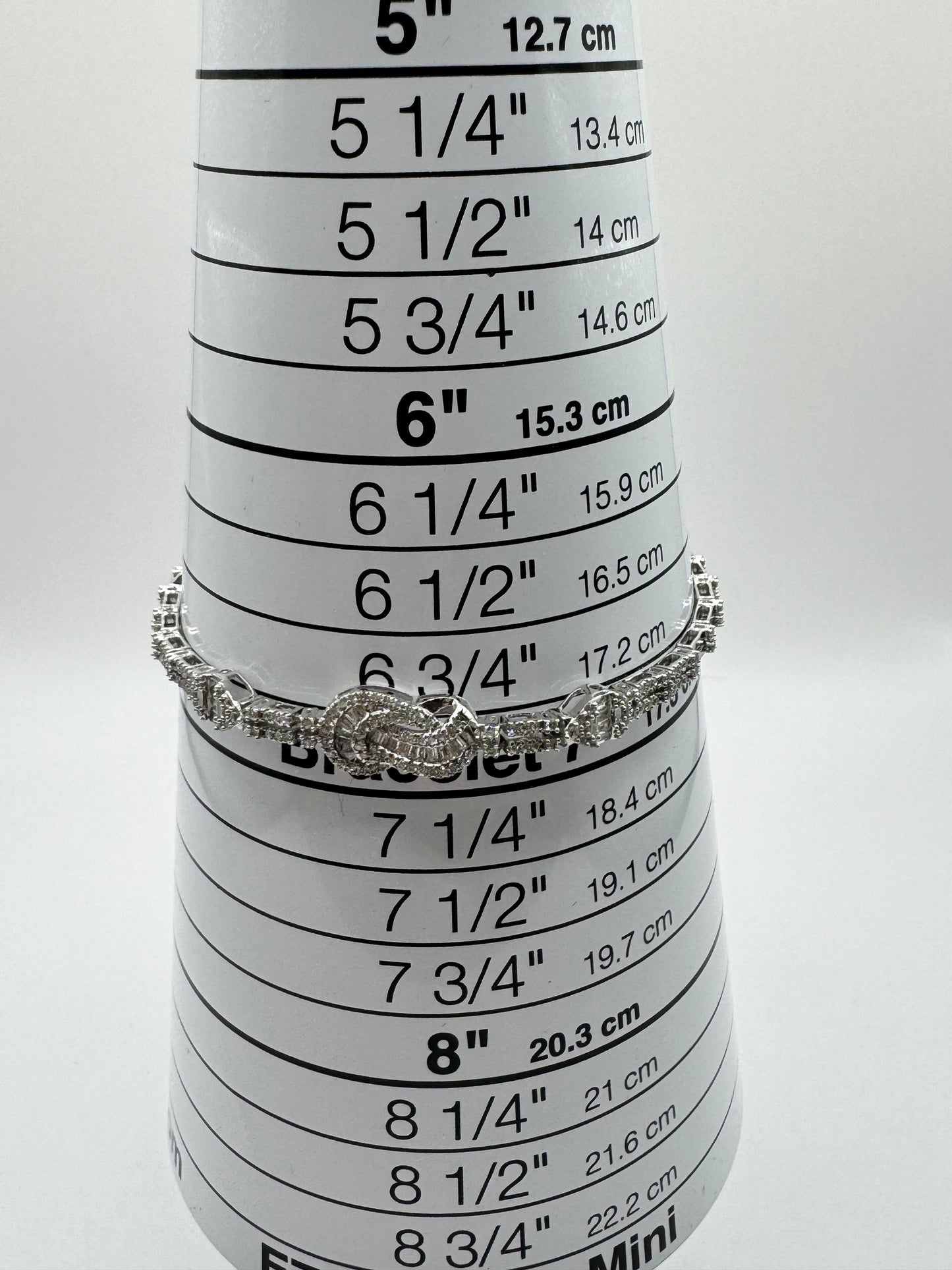 K18 WG Diamond bracelet