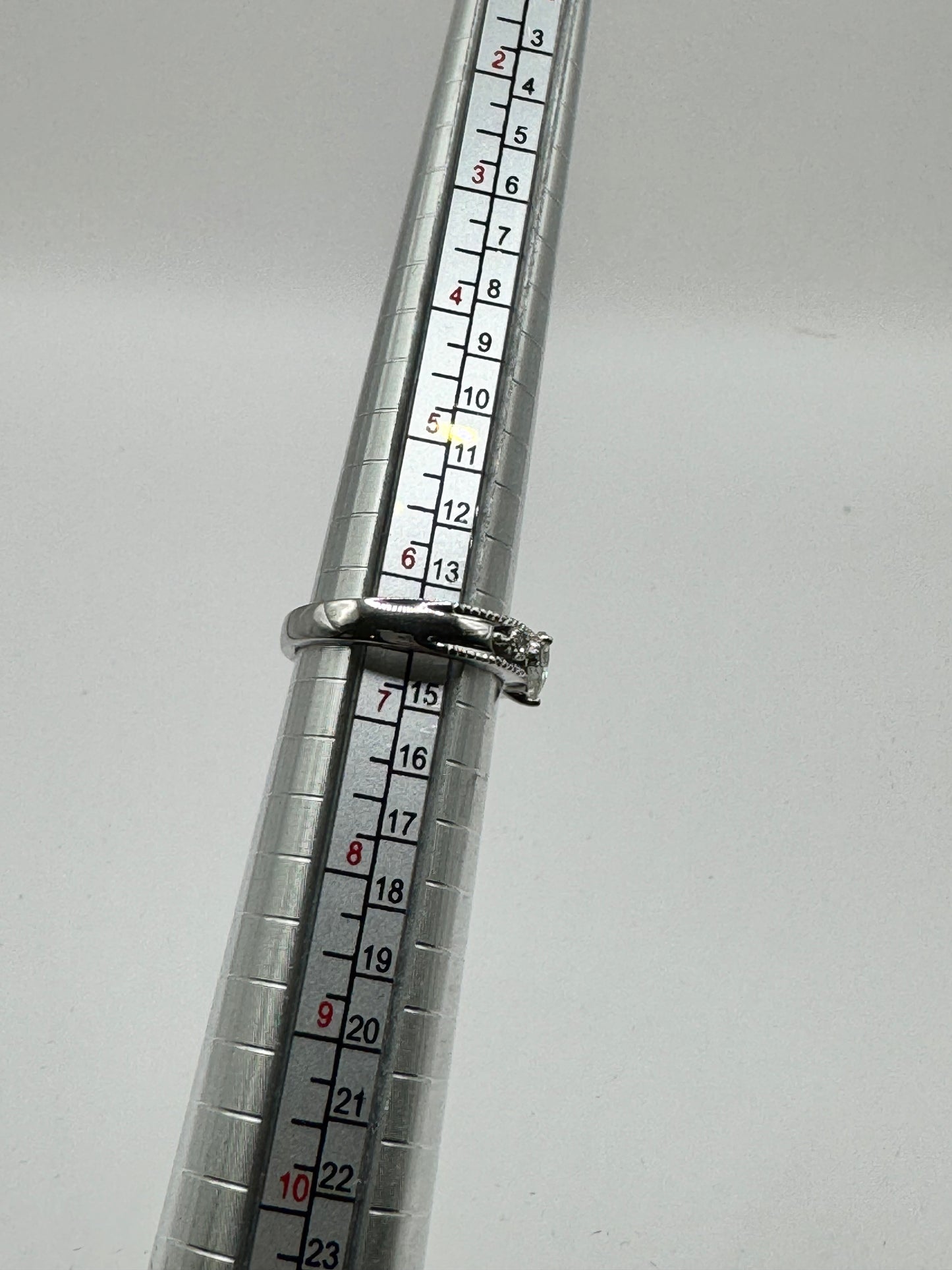 K18 WG Diamond
