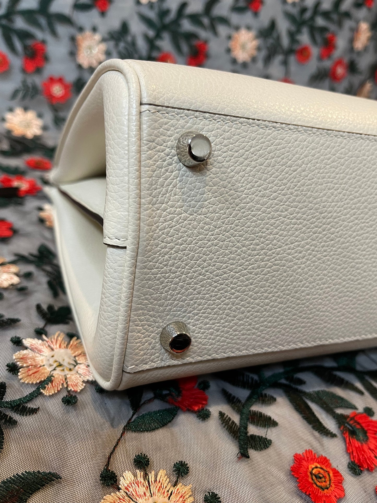Preloved Gucci Zumi Top Handle Bag