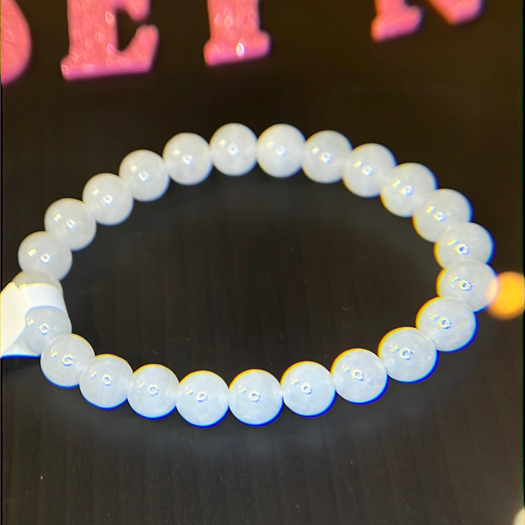 White Jade high quality 8.2mm