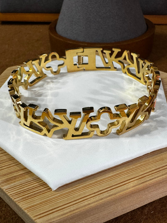 Tiara Bangle
