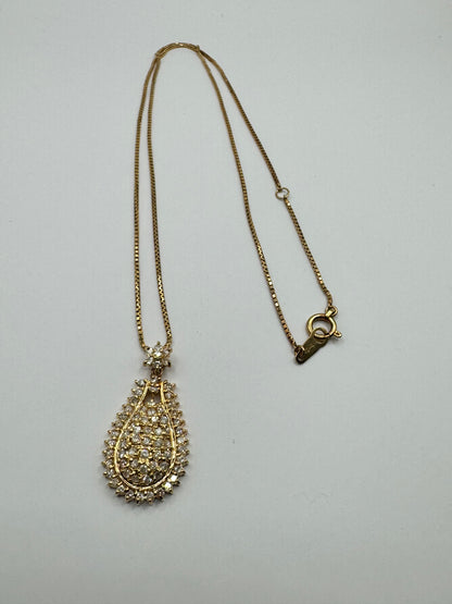 K18 Necklace teardrop shape