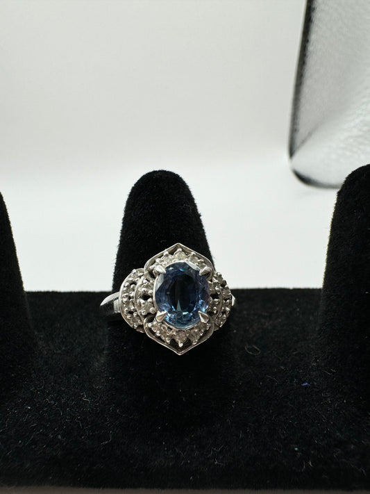 PT850 Sapphire ring