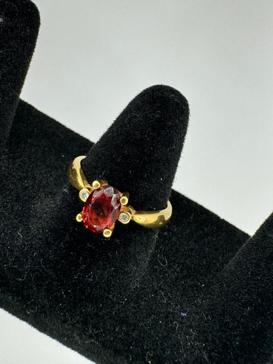 K18 Garnet Ring