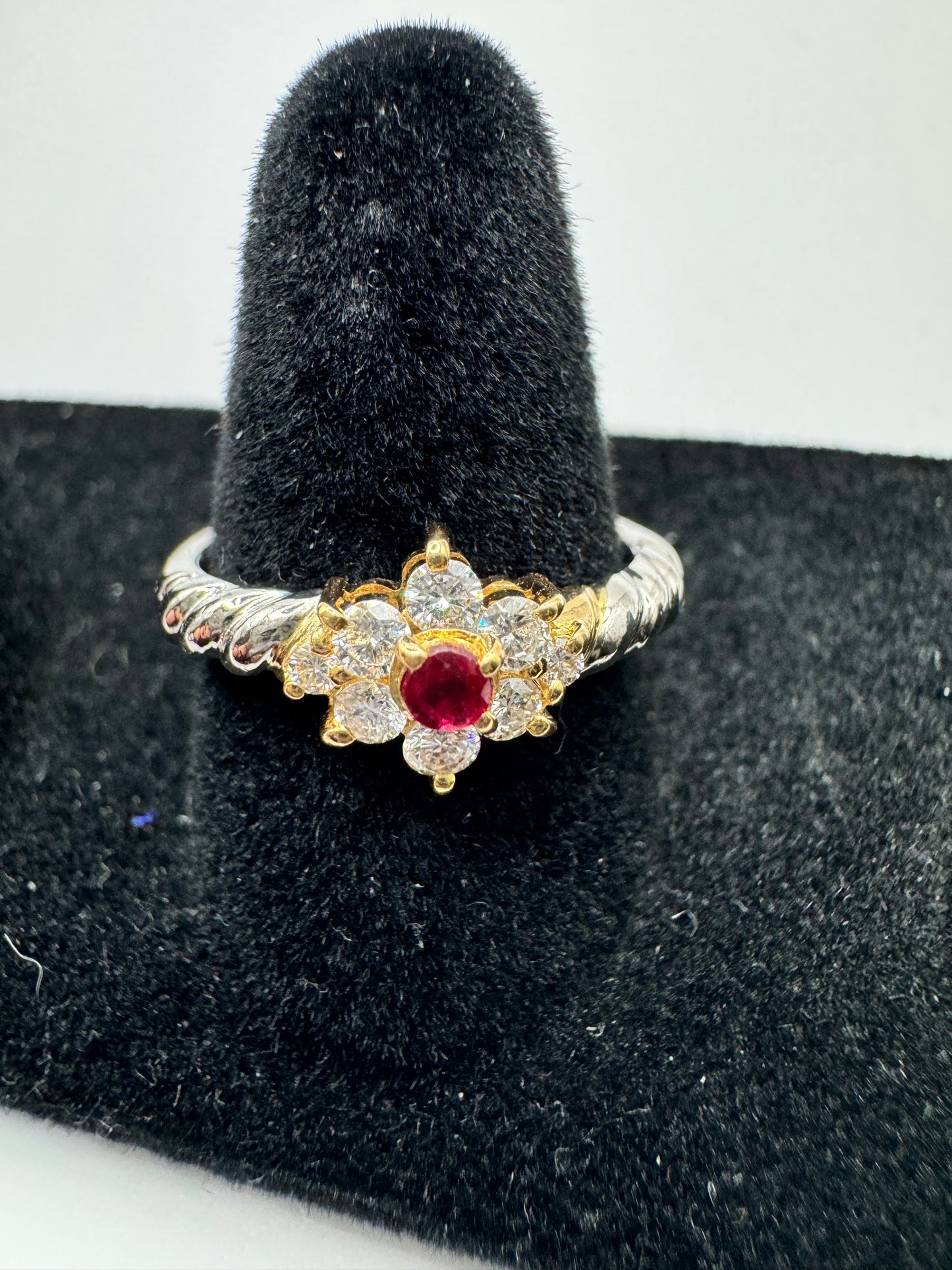 K18/PT Ruby ring