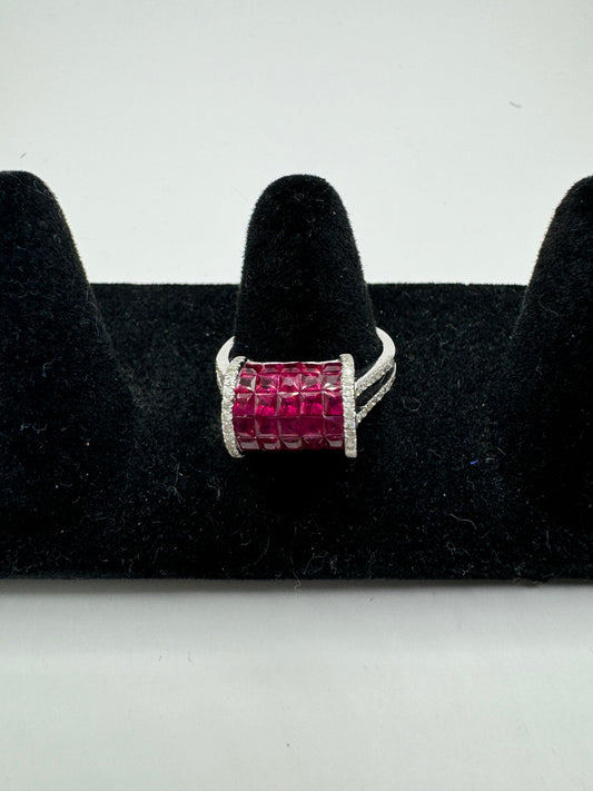 K18 WG Ruby ring