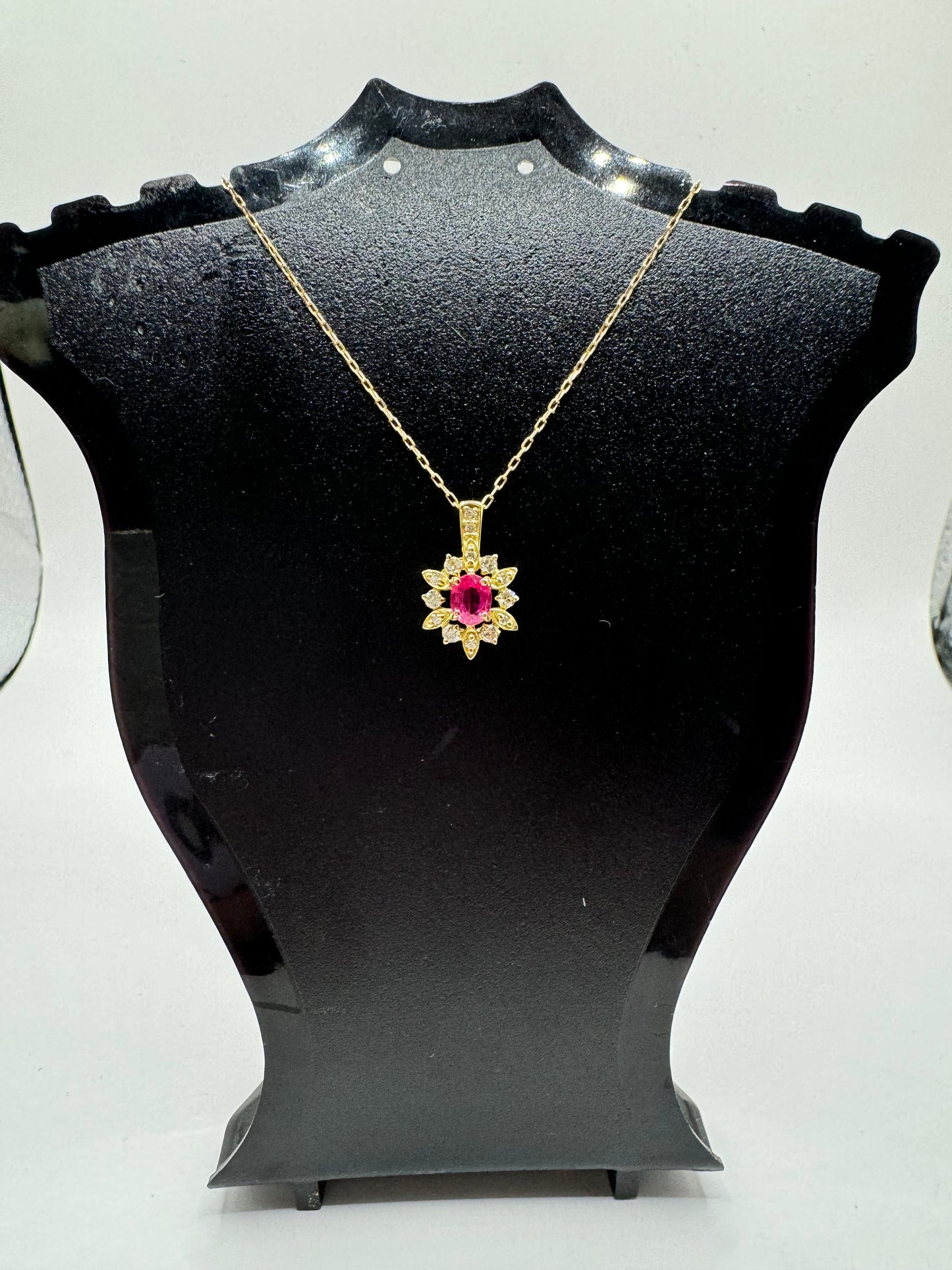 K18 Ruby Necklace